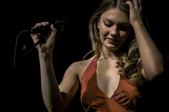 Isabel van Gelder @ Rotown Rotterdam